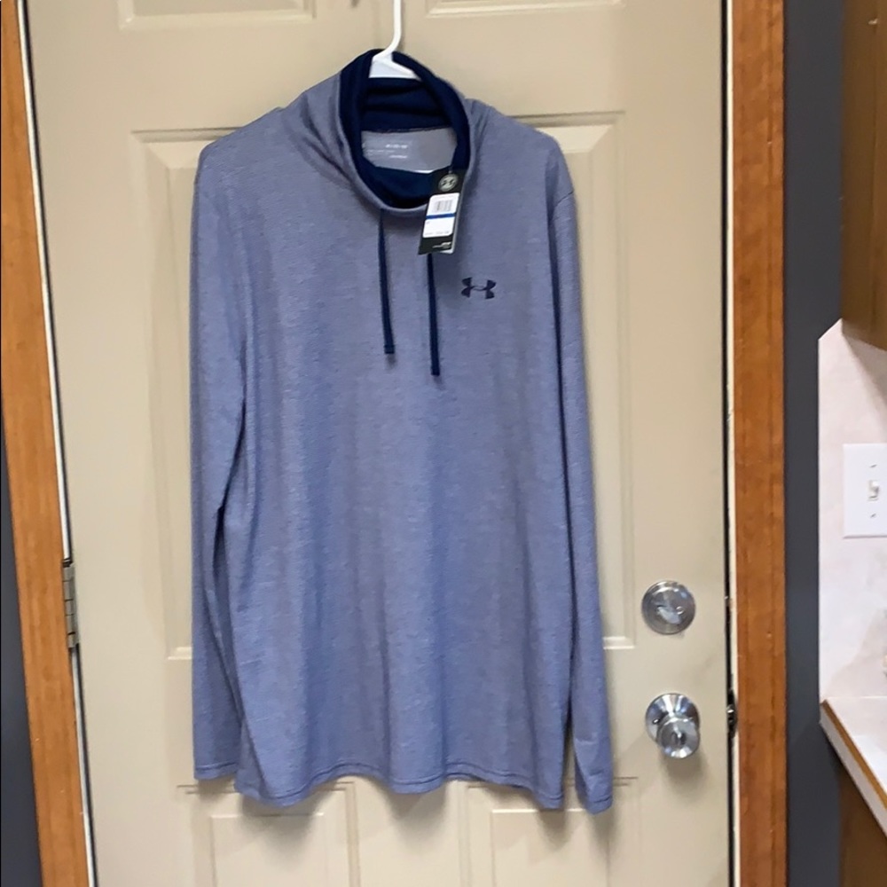Men’s Underarmour pullover